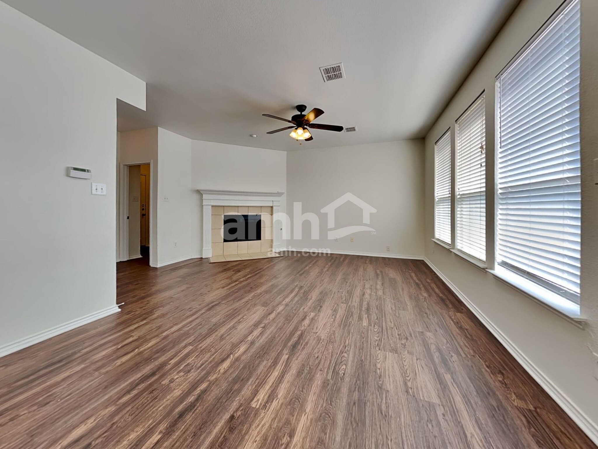 Building Photo - 2820 Hereford Rd