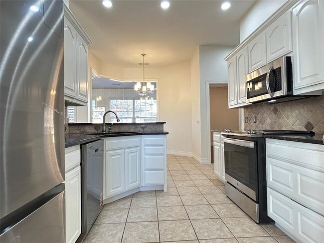 Building Photo - 700 Cornell St