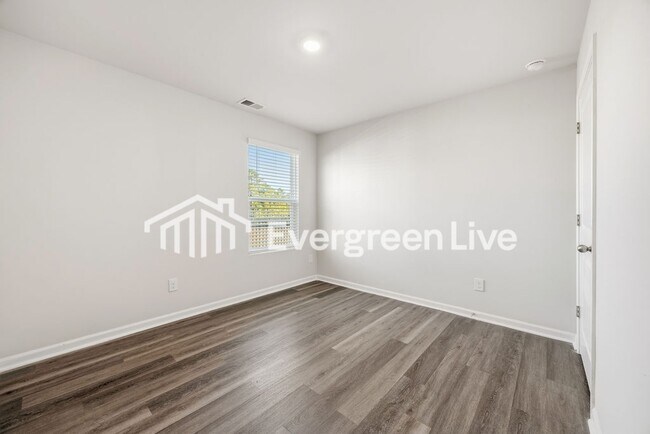 Building Photo - 1204 Beechridge Ct