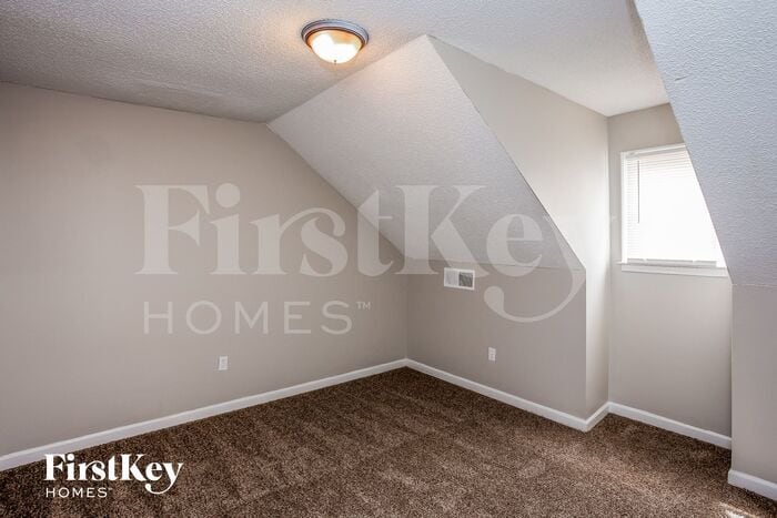 Building Photo - 6080 Selkirk Dr