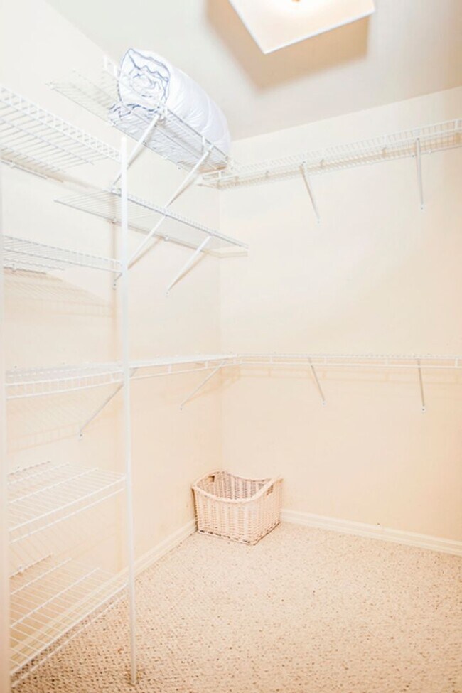 Building Photo - ANNUAL RENTAL - Beach Cottage with 2 Car Garage 'The Lakehouse' in tropical garden