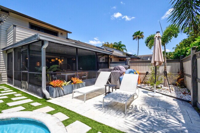 Building Photo - 13400 Bedford Mews Ct