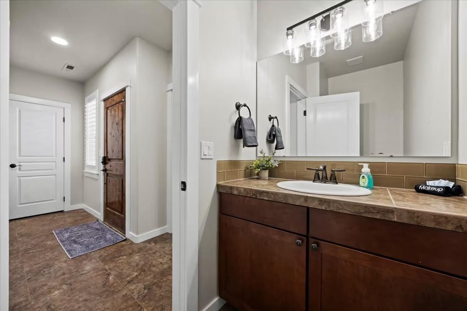 Building Photo - 10130 W Brownstone Dr