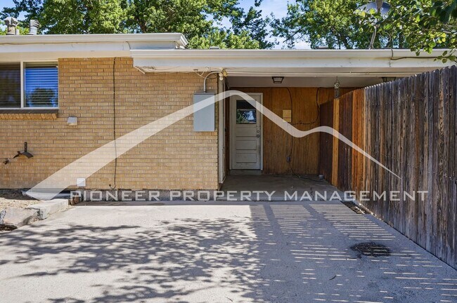 Building Photo - Spacious Home with Washer/Dryer and Storage Shed