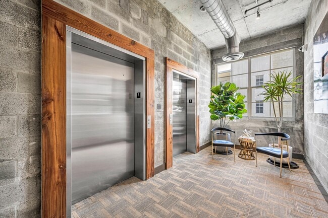 Building Photo - 411 NW 1st Ave