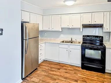 Building Photo - 1217 Grove Park Ln