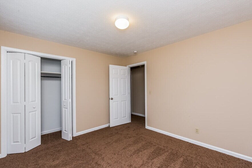 Building Photo - 7163 Bluebird Ln