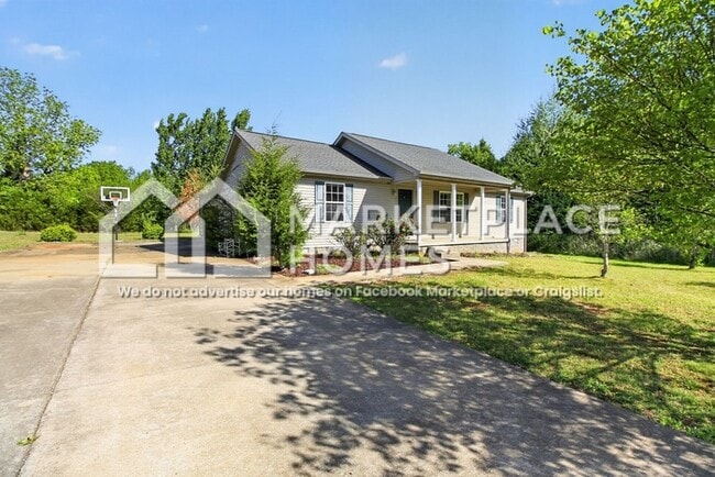 Building Photo - 11820 Scottsville Rd