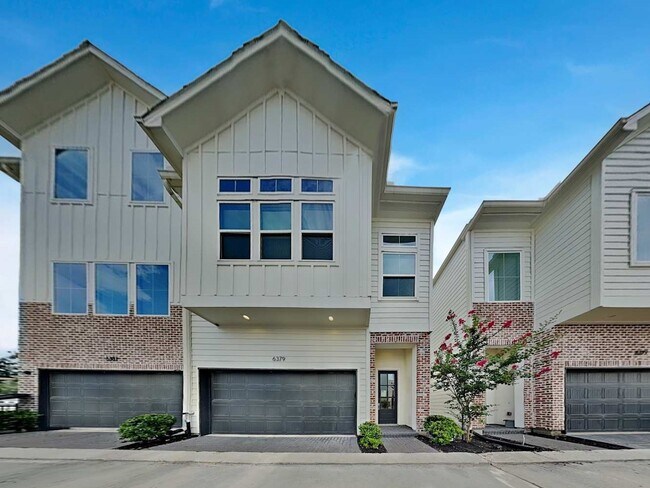 Primary Photo - 6379 Paddington Bnd Dr