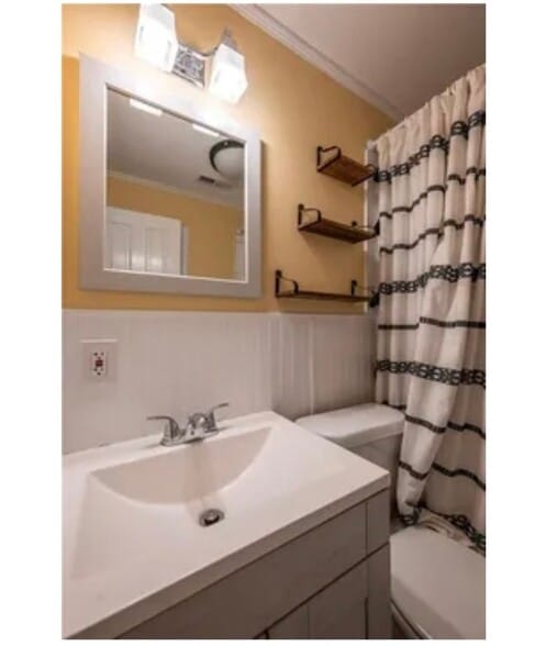 Building Photo - 9242 Walnut St