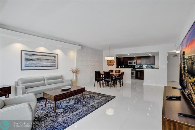Building Photo - 3750 Galt Ocean Dr