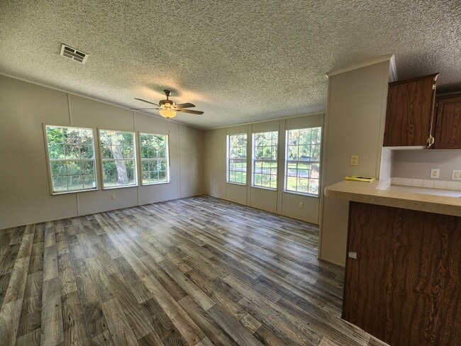 Building Photo - 3 Bed 2 Bath  FENCED land w/ Workshop 3 Miles from WEC!