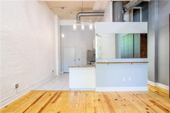 Building Photo - 210 Walker St SW