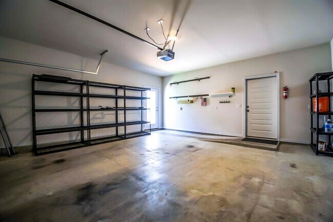 Building Photo - 8306 Mandela Bend