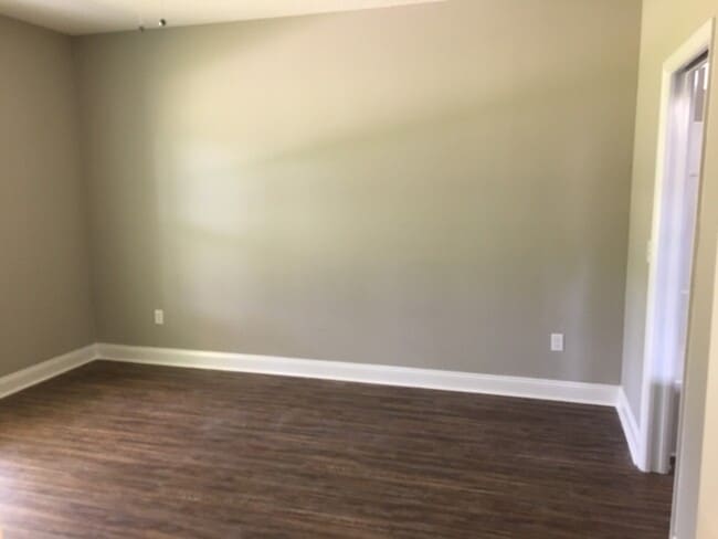 Building Photo - 3/2 House For Rent in Northside Jax!
