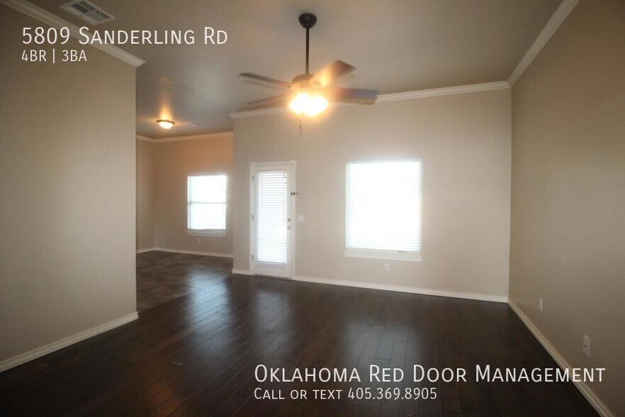 Building Photo - 5809 Sanderling Rd