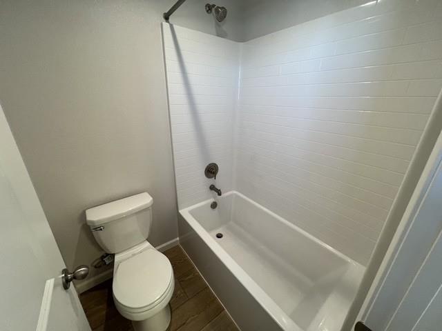 Building Photo - 1229 Traverse Dr S