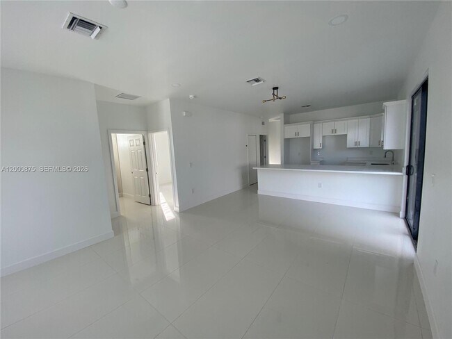 Building Photo - 1851 Wilmington St