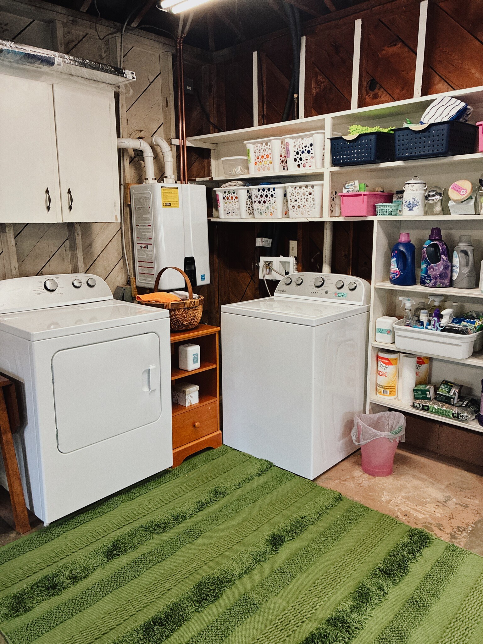 Building Photo - 6946 Hickory View Ln