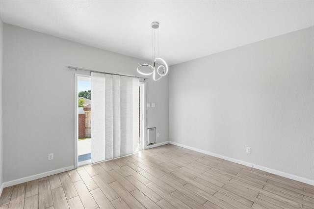 Building Photo - 913 Bloomfield Dr