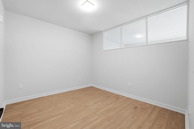Building Photo - 1625 Eckington Pl NE