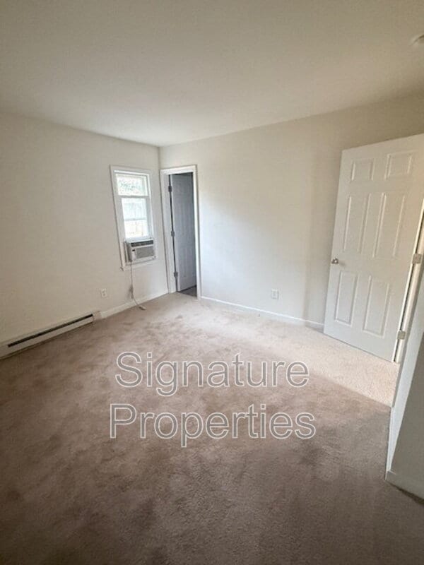 Building Photo - 4501 Bridgewood Rd