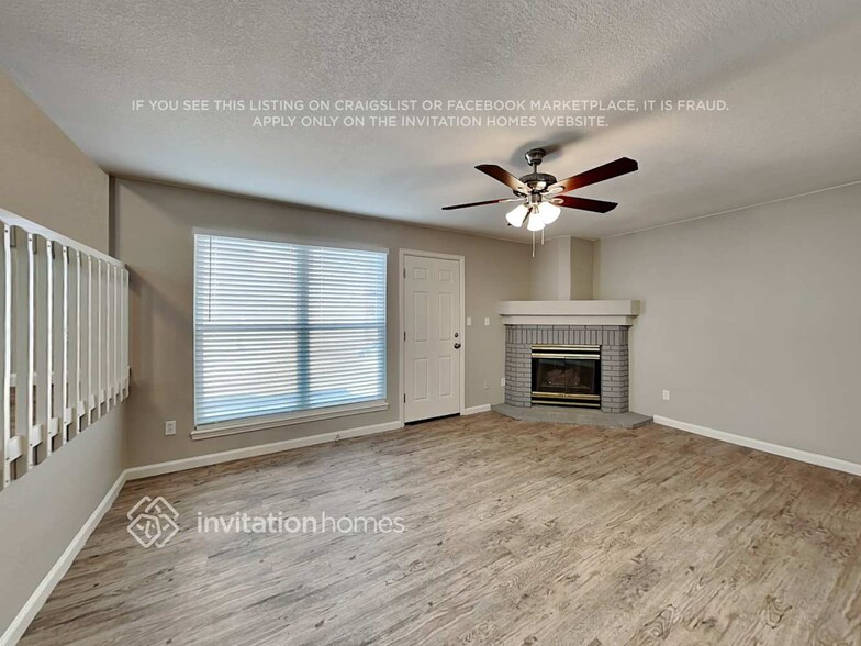 Building Photo - 5425 Majestic Dr