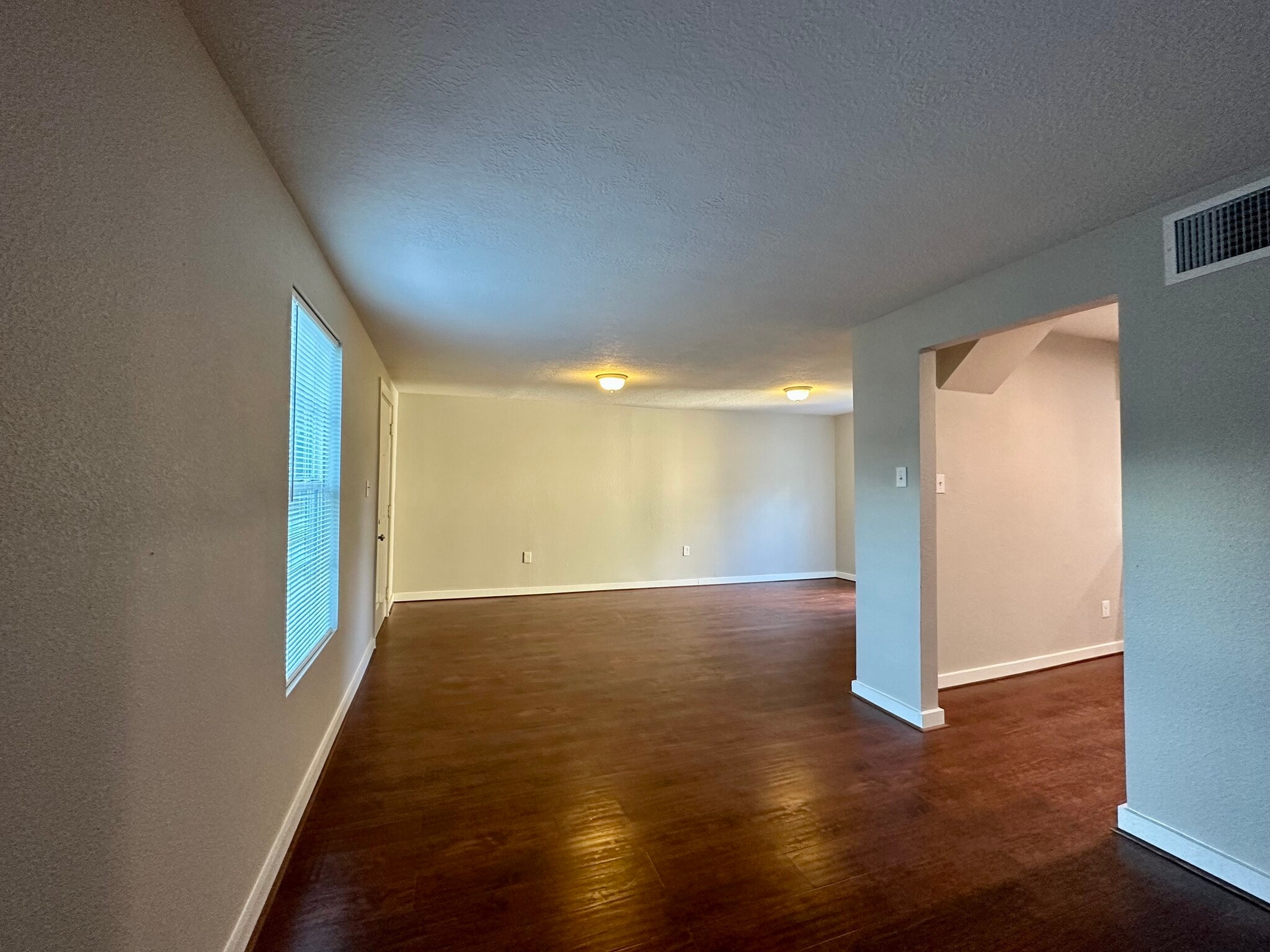 Building Photo - 1810 Edgewood St