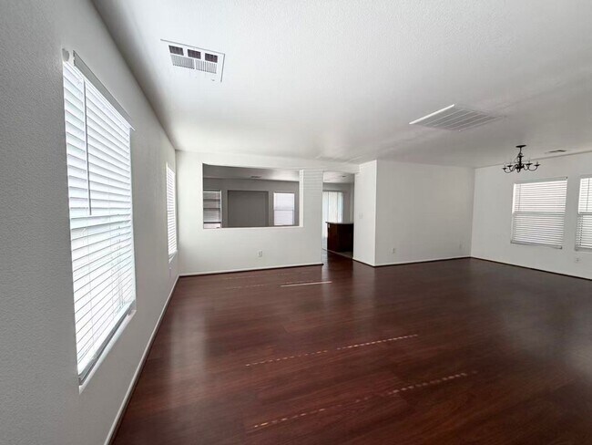 Building Photo - 9148 Spirit Canyon Ave