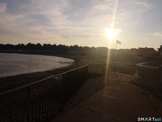 Building Photo - 130 Merwin Ave