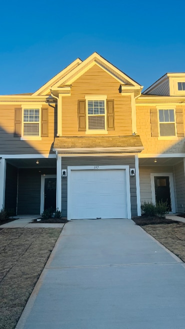 Building Photo - 757 Kitfox Dr NW