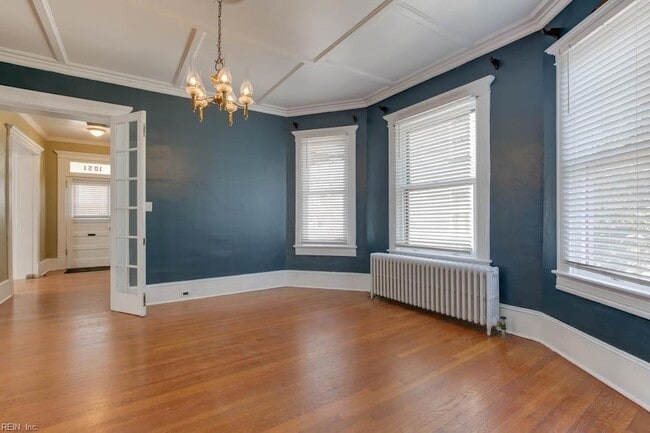 Building Photo - 1051 Naval Ave