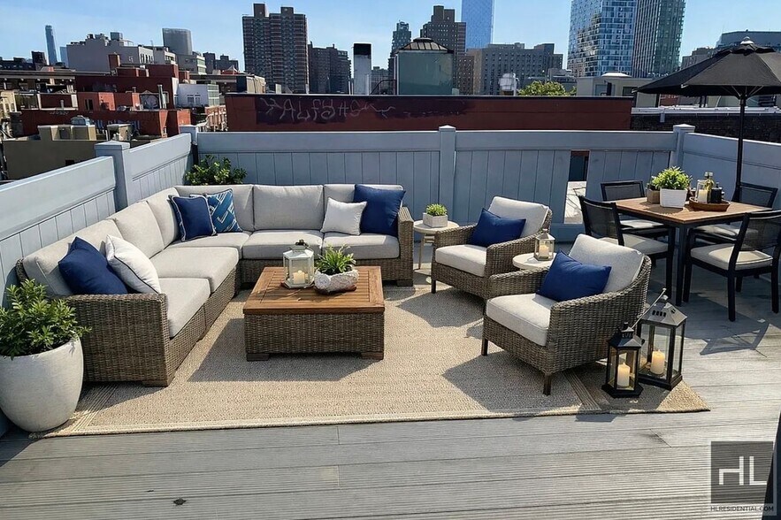 Building Photo - Stanton Street