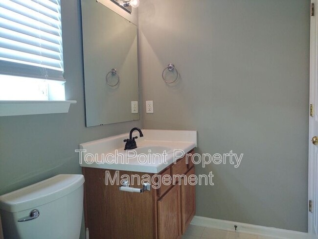 Building Photo - 7302 Woodbourne Ln