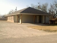 Building Photo - 136 Nolan St