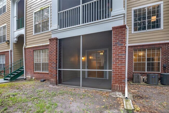 Building Photo - 8301 Elm Park Dr