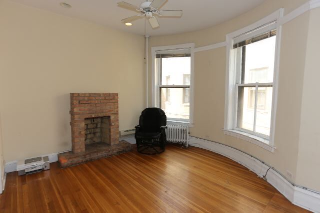 Building Photo - 1219 N Dearborn St