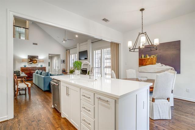 Building Photo - 1301 Belle Pl