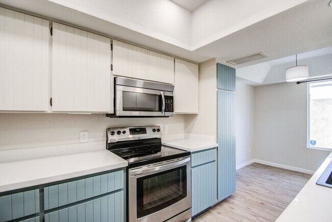 Building Photo - Spacious Villa for rent in Phoenix!