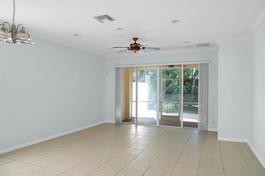 Building Photo - 307 Mulberry Grove Rd