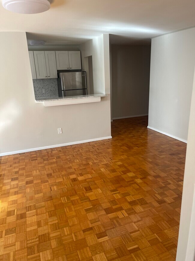 Building Photo - 500 Alma Ter