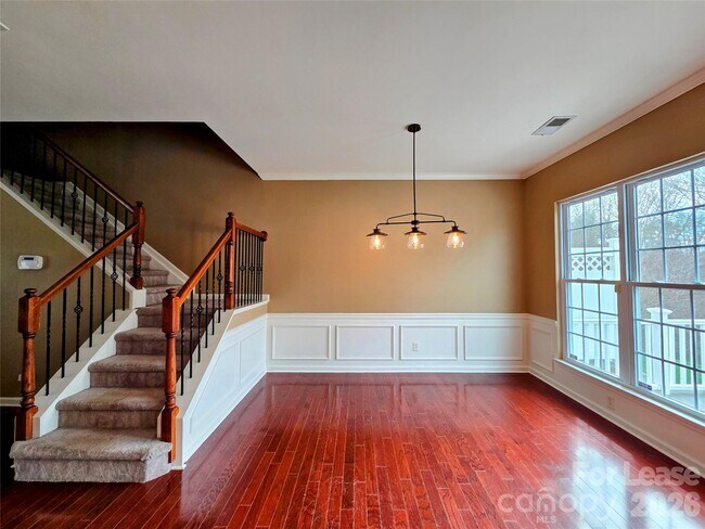 Building Photo - 1114 Drayton Ct