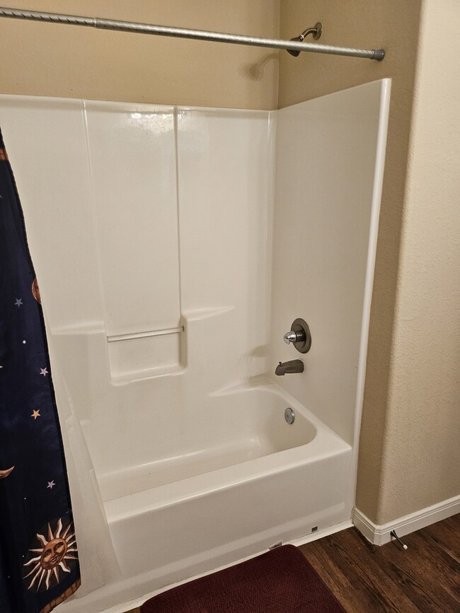 Bathroom - 2623 Avenue H