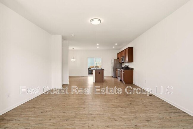 Building Photo - 202 Magellan Dr