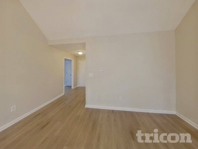 Building Photo - 21 Riva Ridge Ln