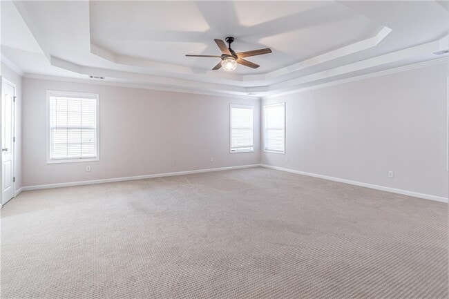 Building Photo - 2849 Suttonwood Way NE