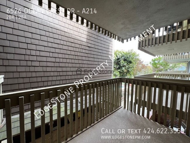 Building Photo - 6526 Ocean Crest Dr