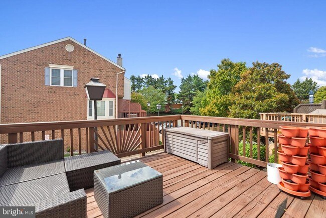Building Photo - 1335 Argall Pl