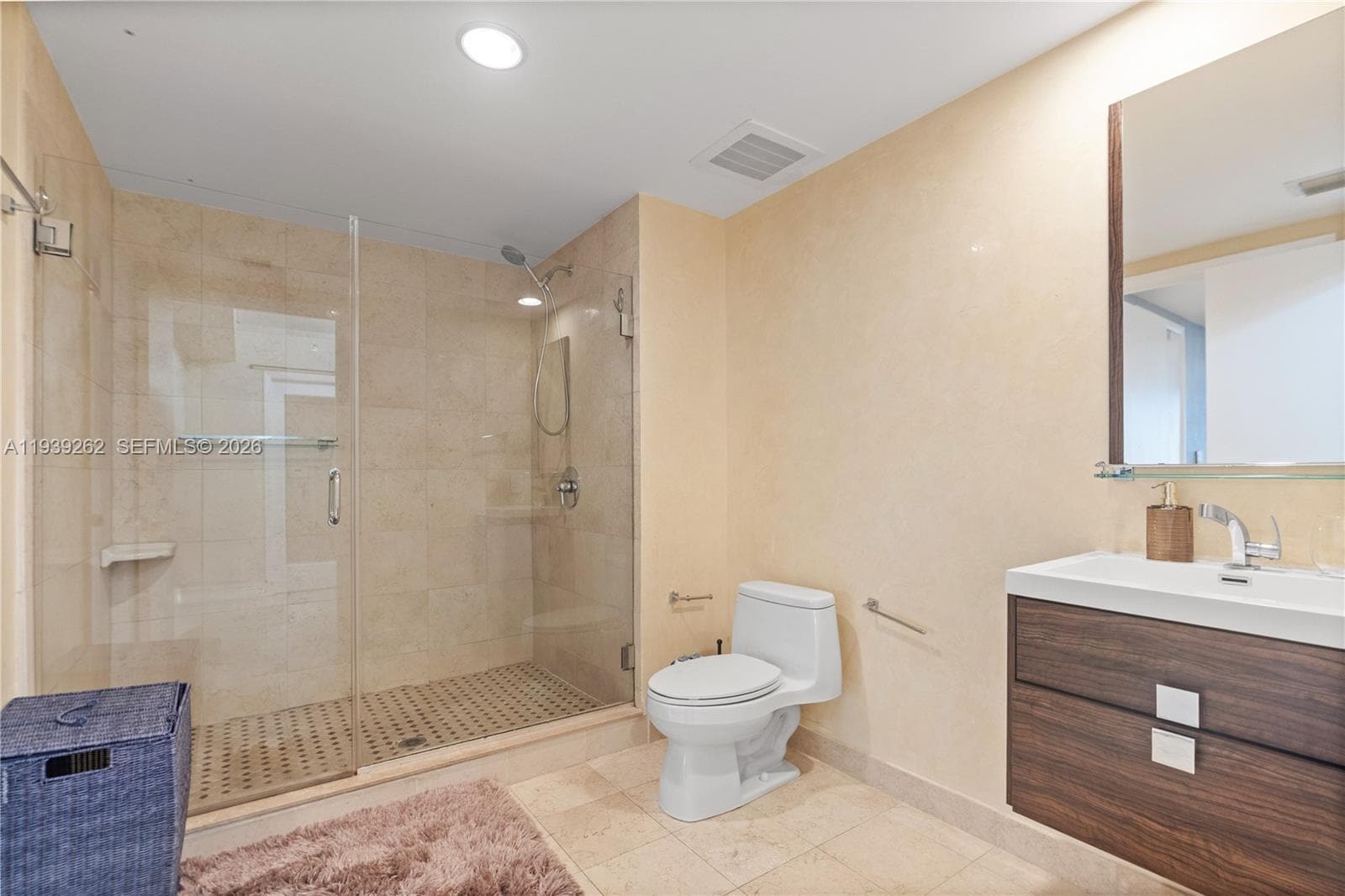 Building Photo - 1850 S Ocean Dr