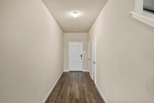 Building Photo - 2335 Mount Locke Path